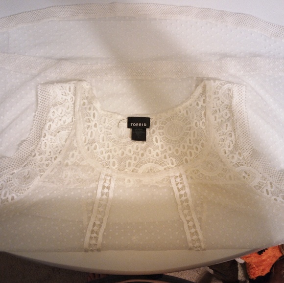 Torrid sz. 1 high/low top - Picture 3 of 5